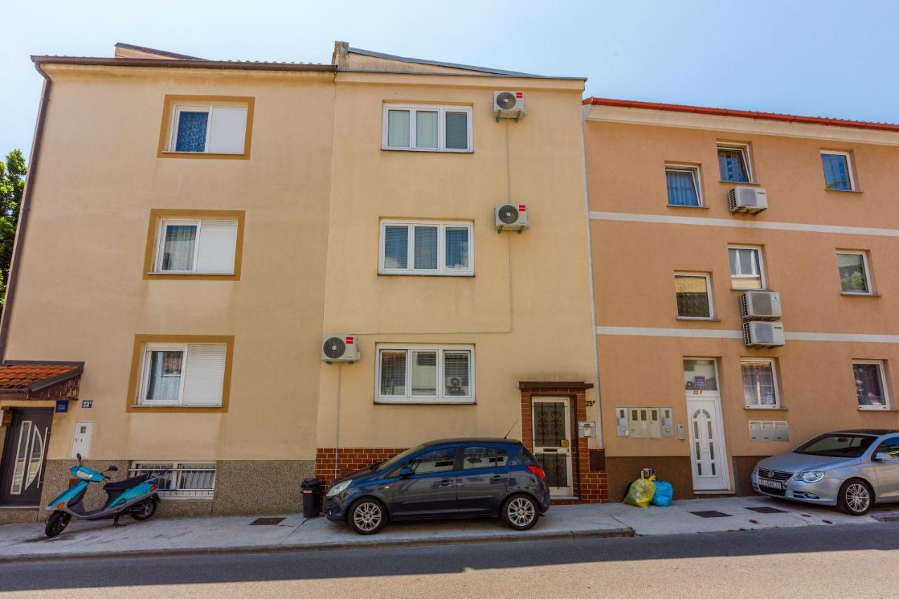 Apartments And Room Art Crikvenica Dış mekan fotoğraf